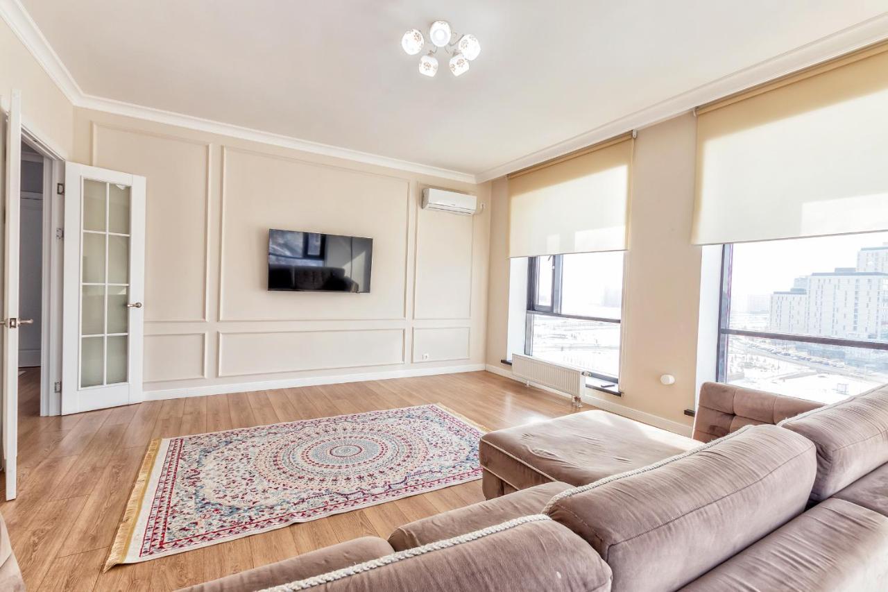 Raisson Aparthotel H346 Хан Шатыр Akmola Esterno foto
